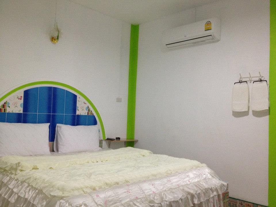 Jidapha Rooms Khlong Thom Extérieur photo
